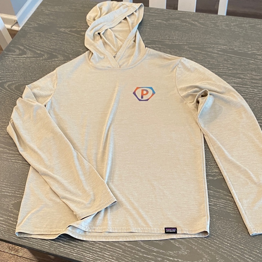 Patagonia Cream Hooded Sweatshirt